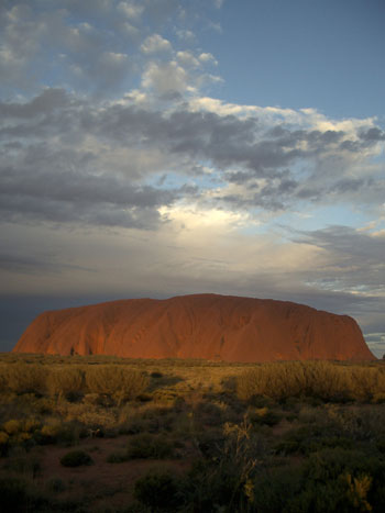 Uluru.jpg